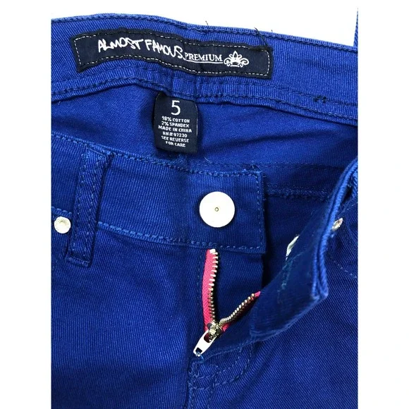 ALMOST FAMOUS Premium Juniors Size 5 Jeans Blue - Picture 3 of 9